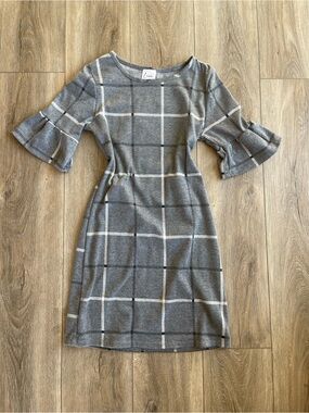 Olivia Rae Gray and White Plaid Knit Bell-Sleeve Mini Dress